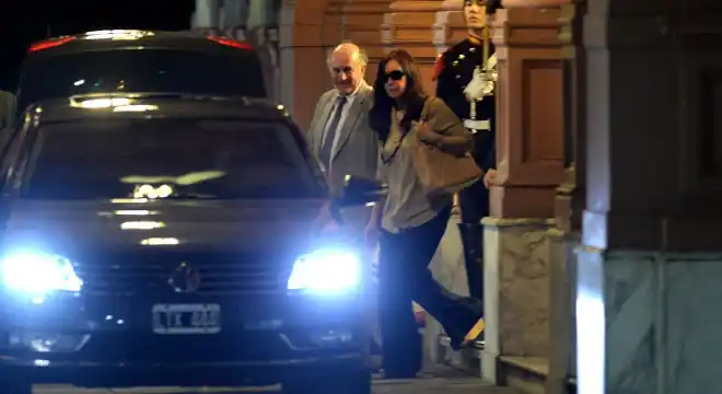 La salud de la Presidenta: Cristina seguirá en reposo 24 horas más 