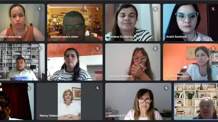 Villaguay tiene a doce nuevos licenciados en Gestión Educativa