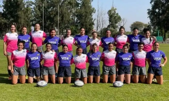 El plantel argentino que se entrena en Tucumán.