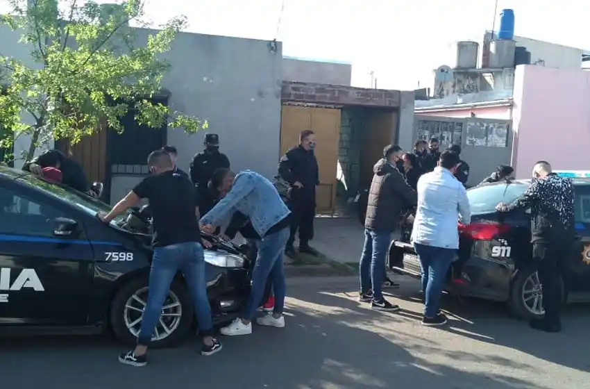 Otra fiesta clandestina en Rosario: 12 demorados por una reunión en zona oeste