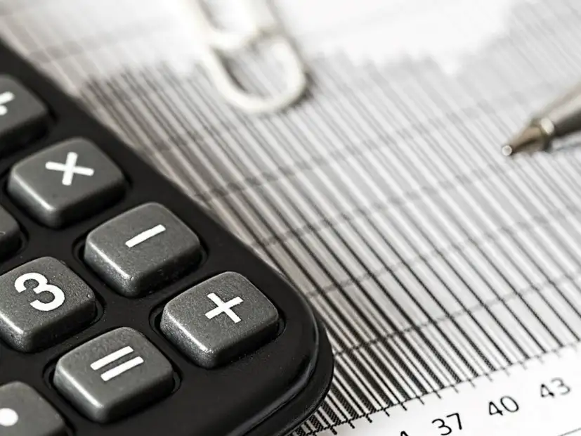 El límite para que una persona soltera pague el impuesto a las Ganancias es ahora de $2.230.000 de bruto.