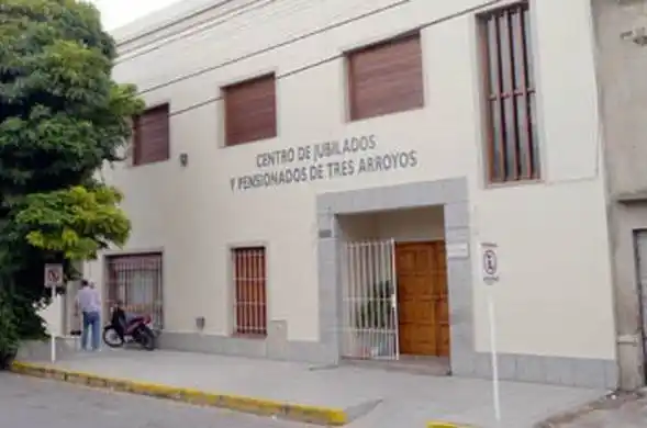 Cena y baile del Centro de
Jubilados y Pensionados