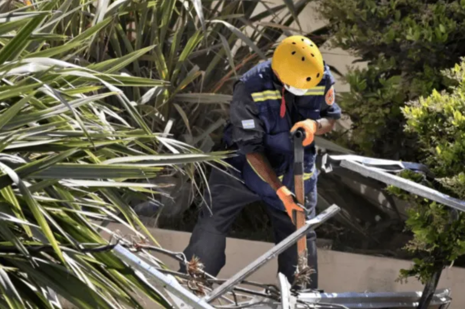 Las tareas de rescate continuaron durante la jornada del martes.