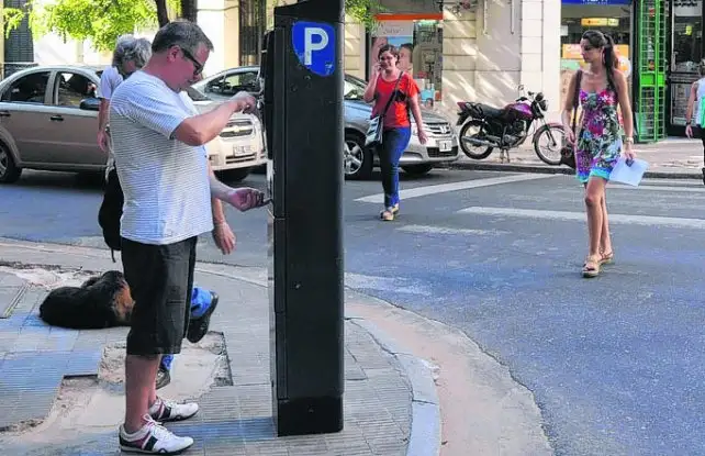 Rosario: Prorrogan la concesión del estacionamiento medido