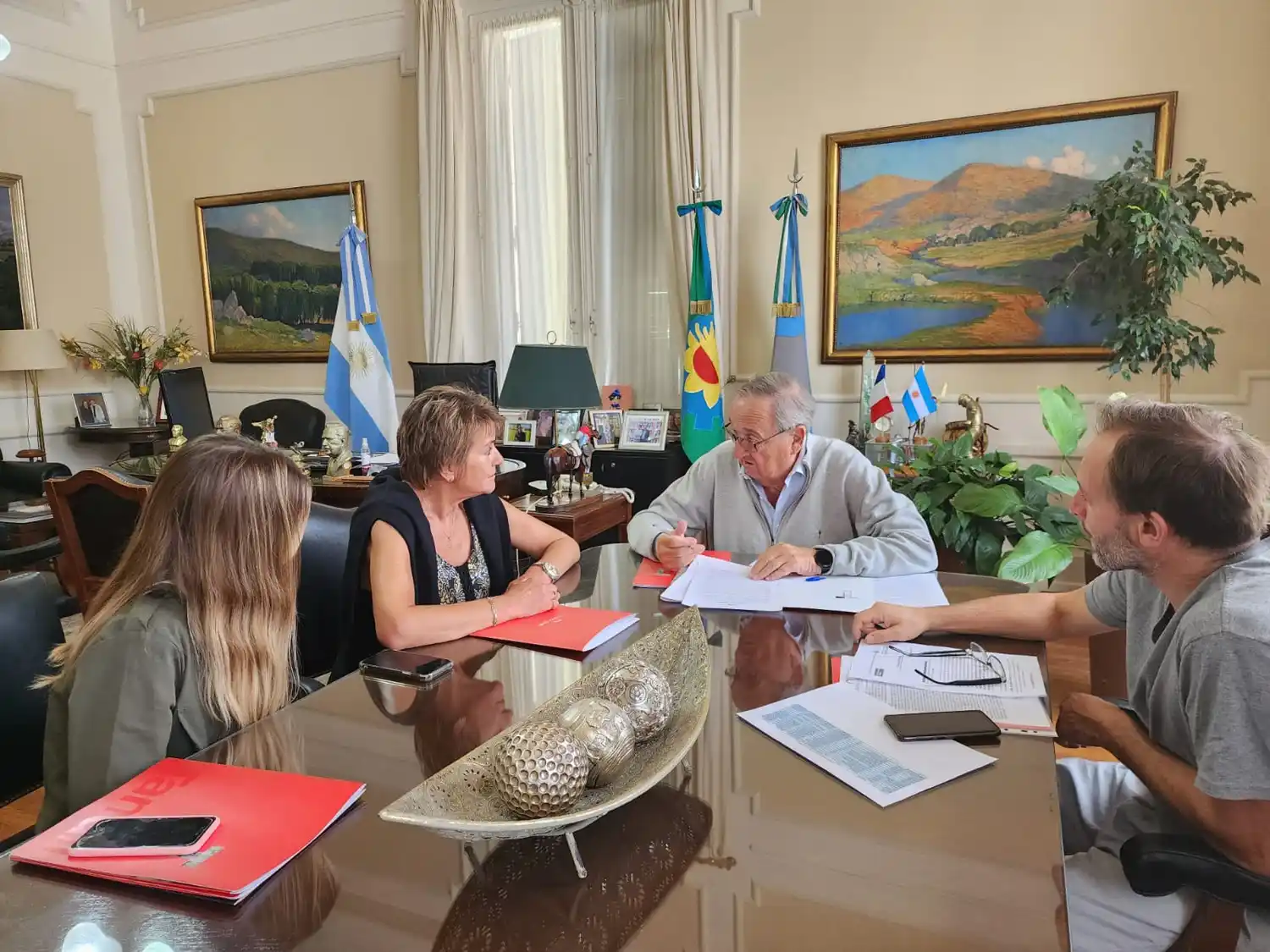 Tras las denuncias de proteccionistas de animales, el Municipio anunció la construcción de caniles