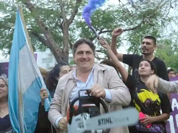 La Justicia embargó al senador Francisco Paoltroni