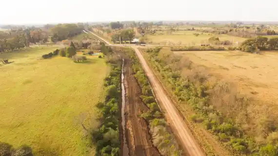 Obra hídrica: la Intendenta Dora Bogdan recorrió el Canal de los Ingleses finalizado