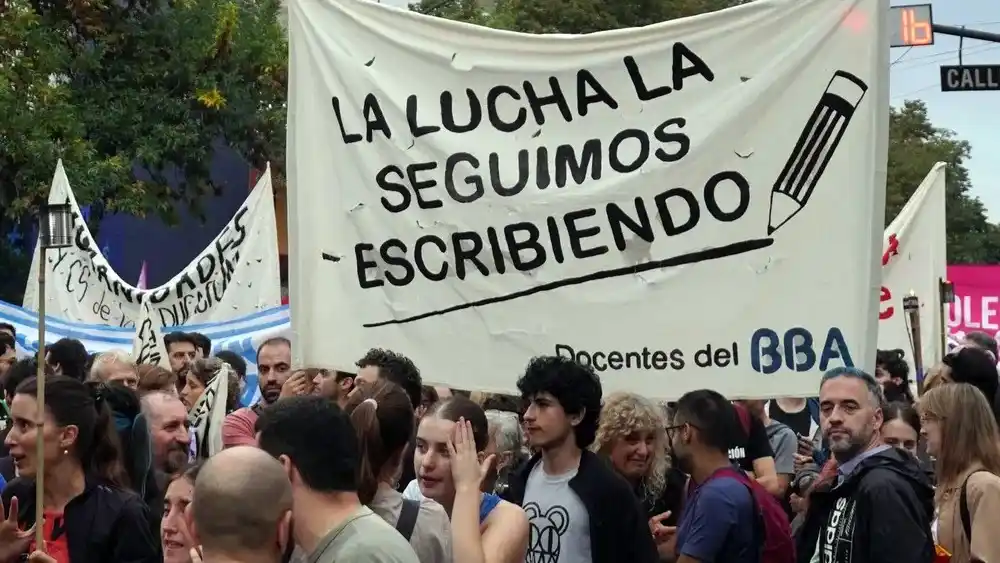 Una marcha de universitarios contra los recortes.