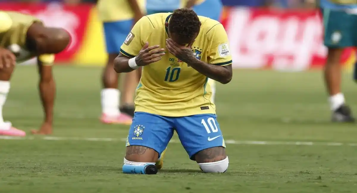 Neymar anunció su retiro de la selección de Brasil, tras caer ante Noruega en octavos del Mundial 2026.