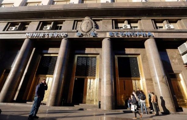 El Gobierno va a participar del mercado de cambios