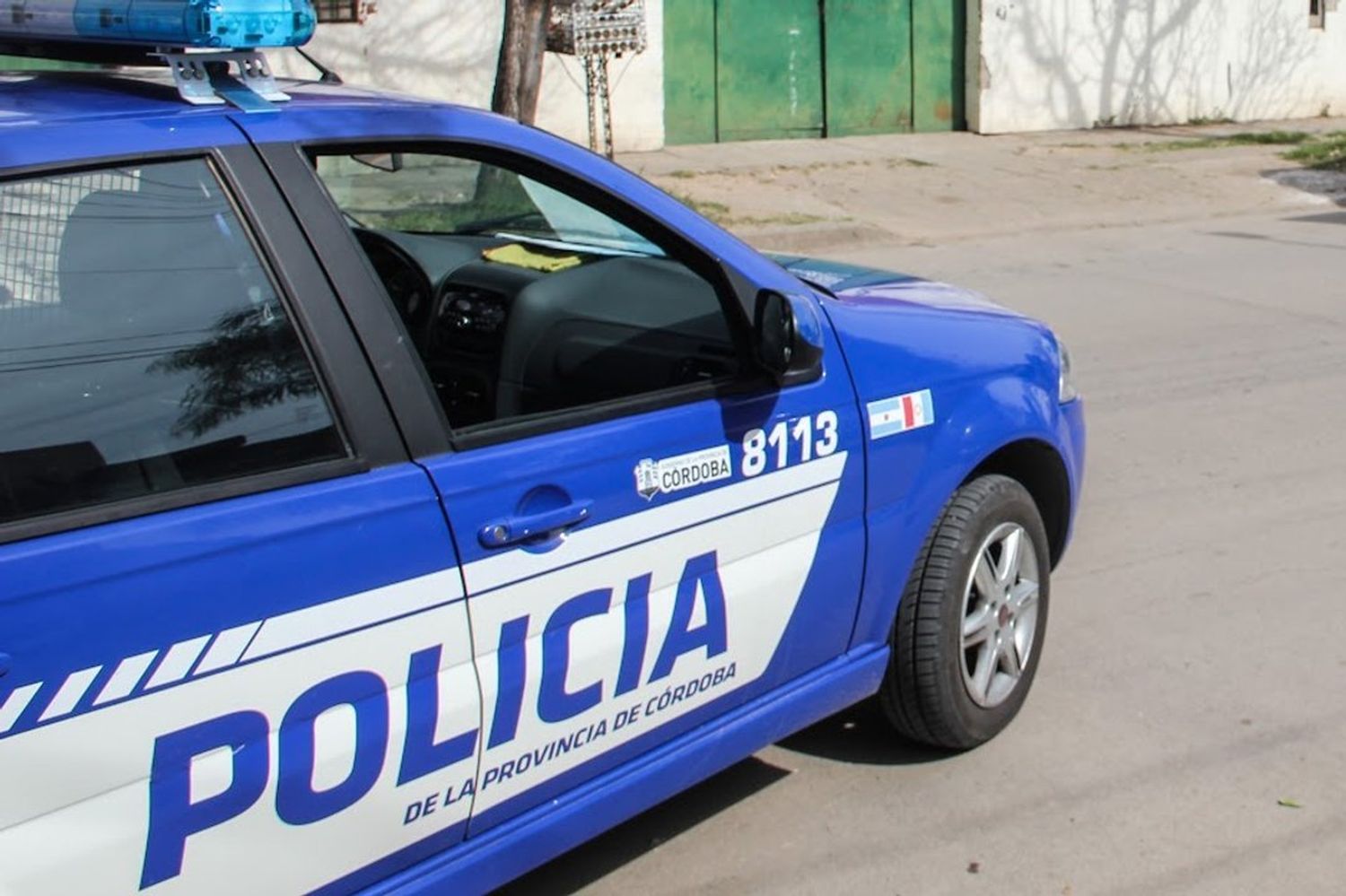 El sujeto fue aprehendido en el interior de un departamento deshabitado con elementos de grifería en su poder.