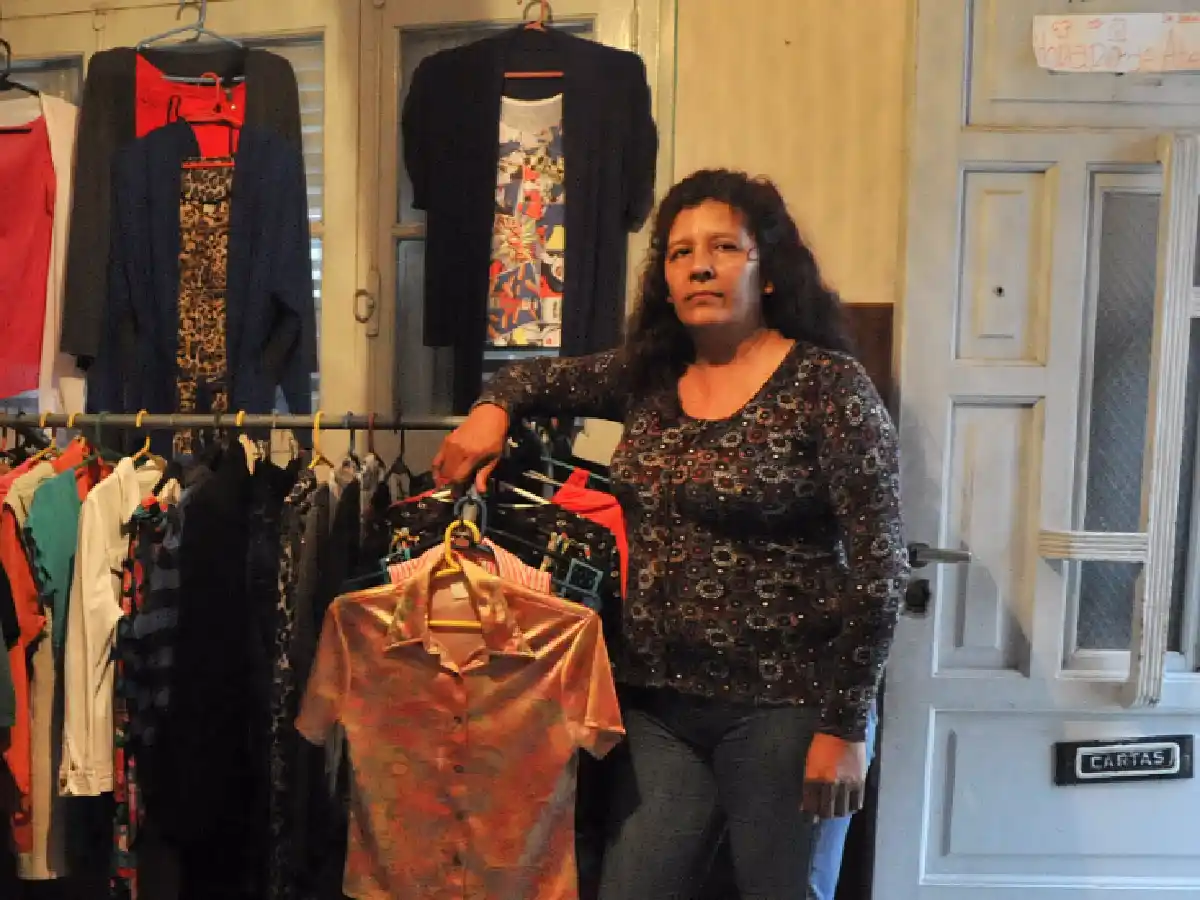 Es diabético y su familia realiza una feria para costear la medicación