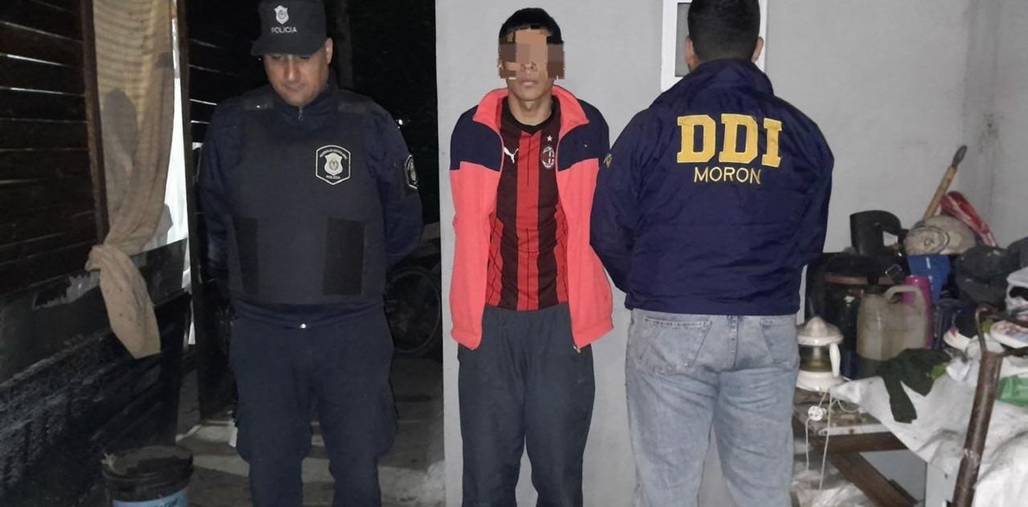 Hay tres detenidos, de entre 14 y 19 años.