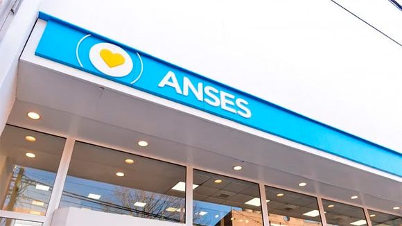 Asignación por Maternidad: La importante novedad sobre el modo de cobro que anunció la ANSES