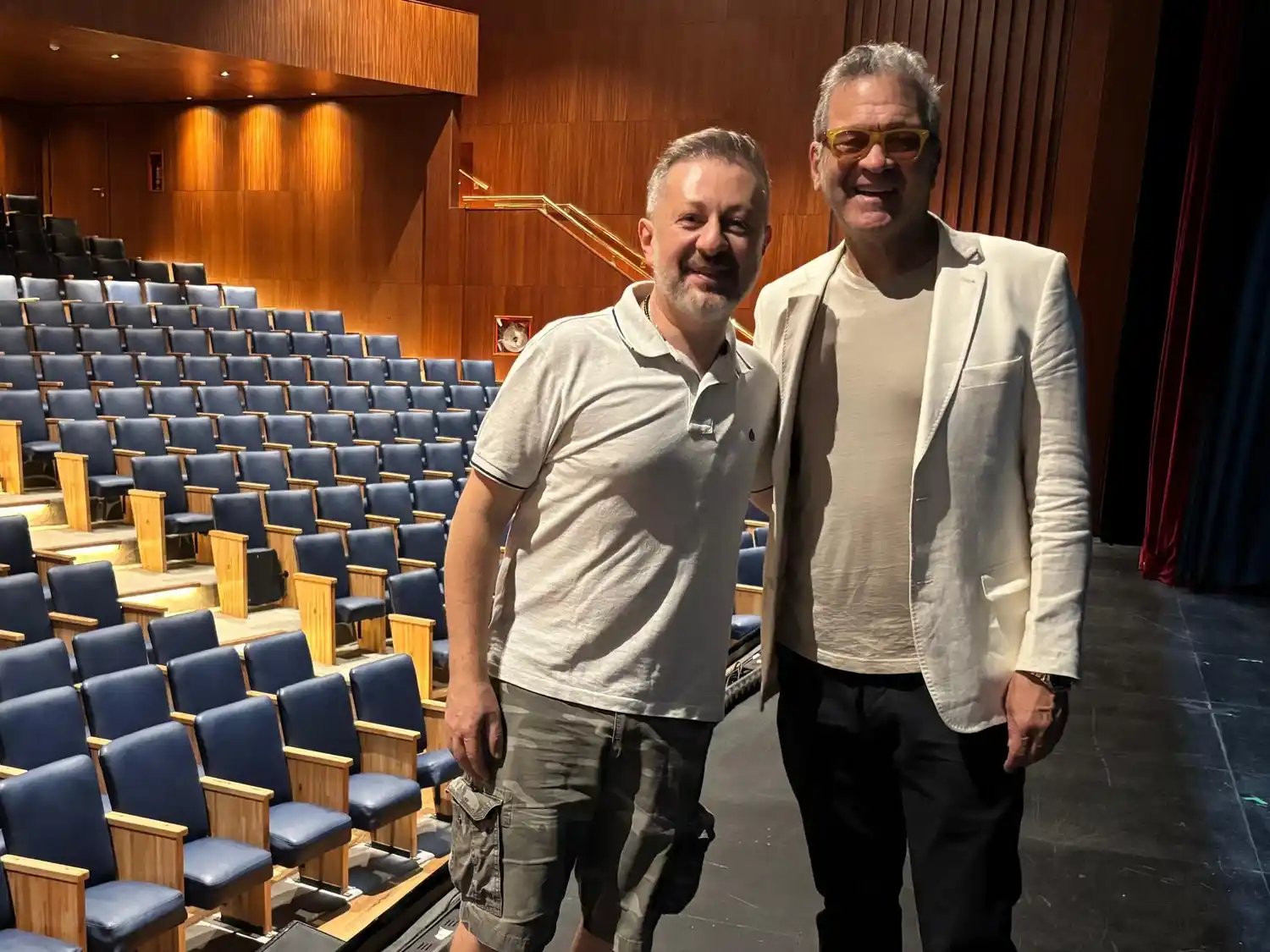 Scarpino y Bordón se mostraron muy conformes con la temporada y el éxito de "Los mosqueteros del rey".