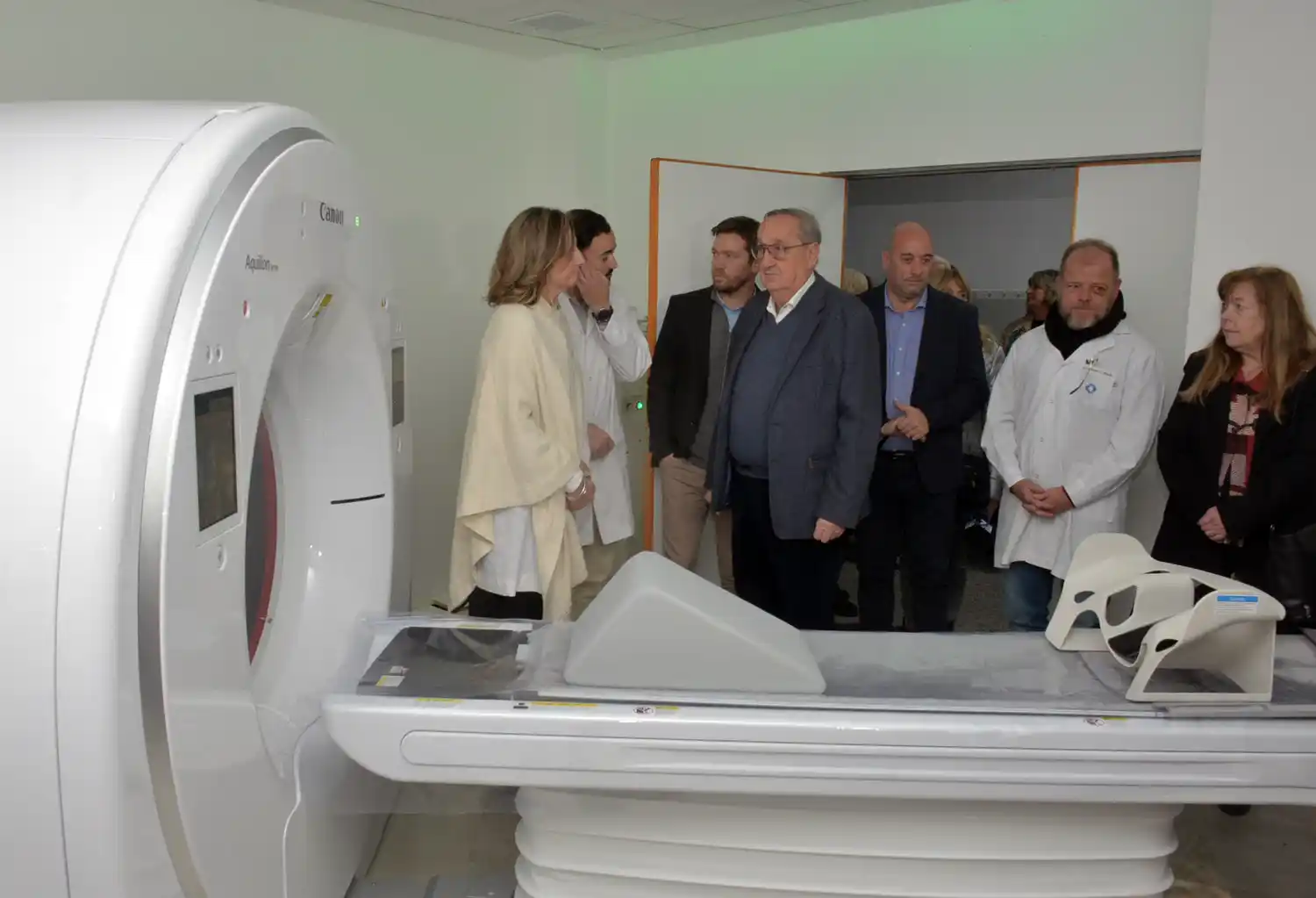 Con el nuevo tomógrafo operativo, la comuna destacó la inversión en salud financiada con fondos locales