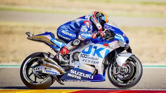 Rins ganó el GP de Aragón