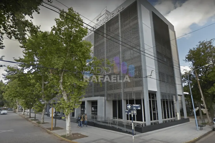 Lo investigan por abusar sexualmente de una adolescente en Bauer y Sigel: seguirá preso