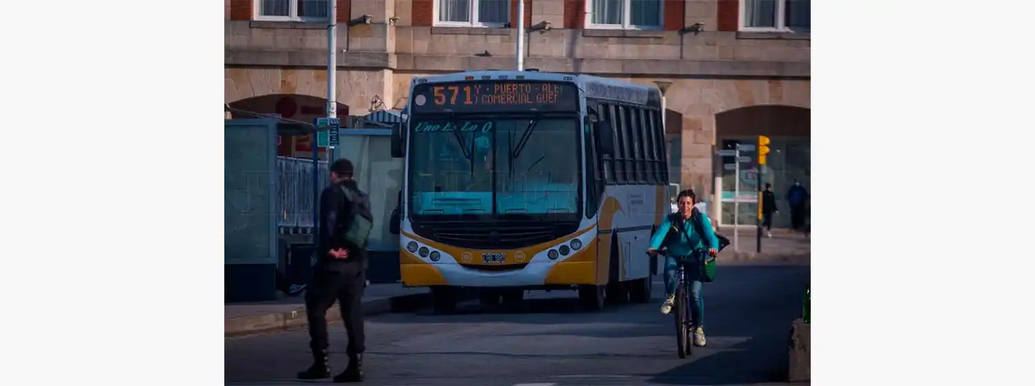 Terciarios reclaman ser incluidos en el boleto estudiantil gratuito