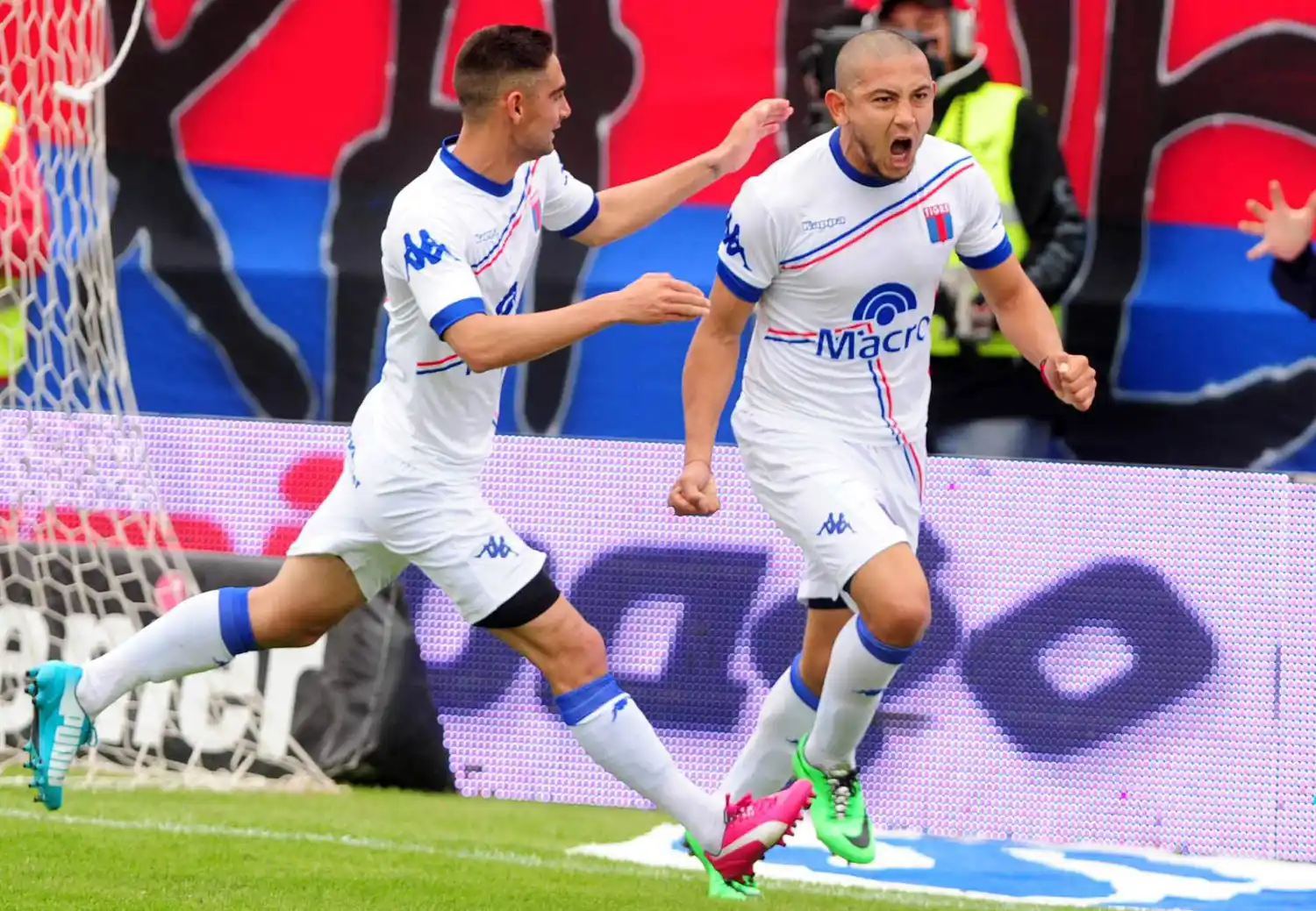 Tigre goleó a Central en el debut de Alfaro como DT