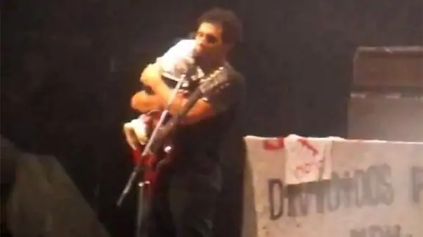 Recital de Divididos: El padre de la niña encerrada en un auto culpó a la madre