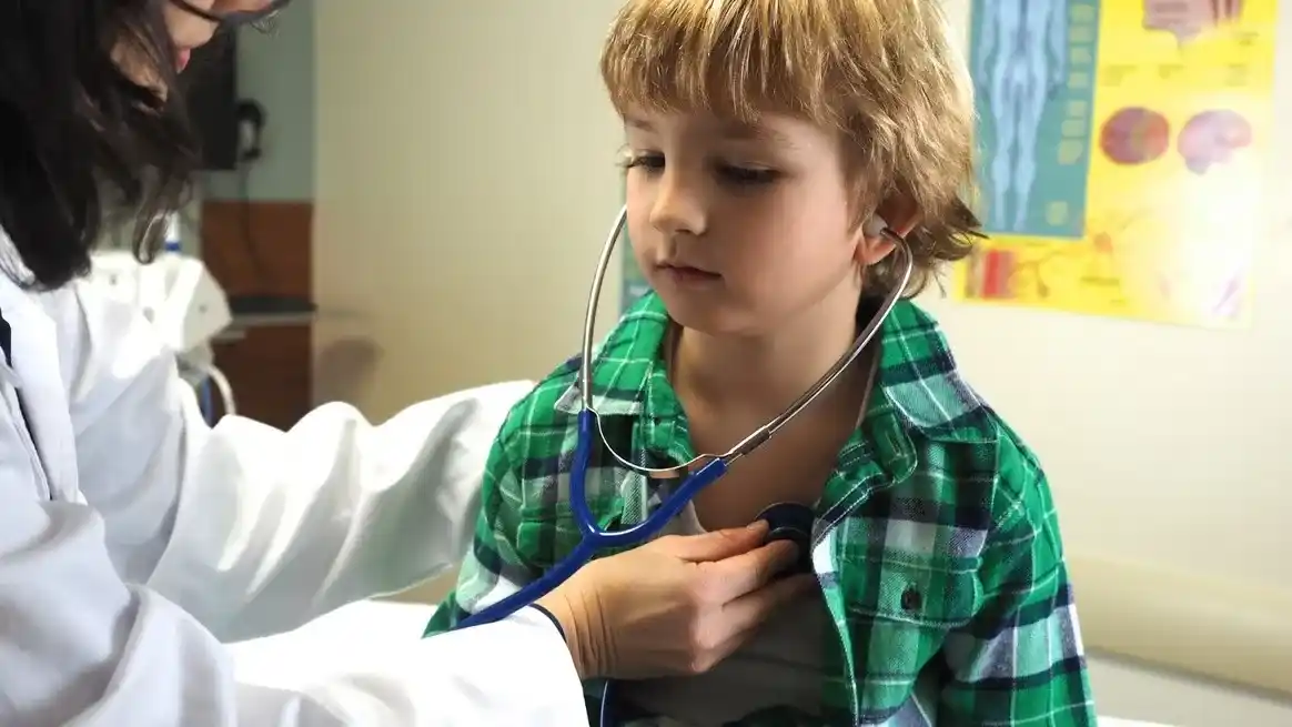 Arritmias en niños: la importancia de la detección temprana para prevenir riesgos