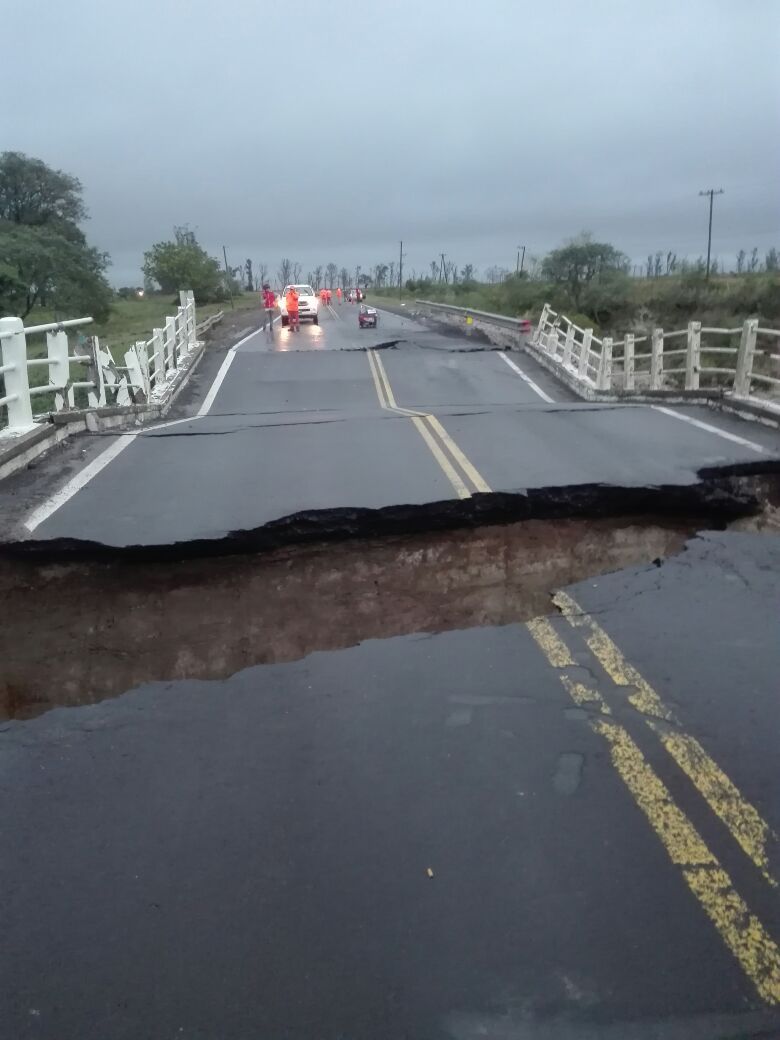 En Corrientes comenzaron las tareas para armar el puente Bailey en Ruta 12