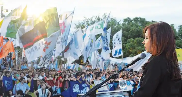 Evalúan la posibilidad de que Cristina encabece el acto de Vuelta de Obligado