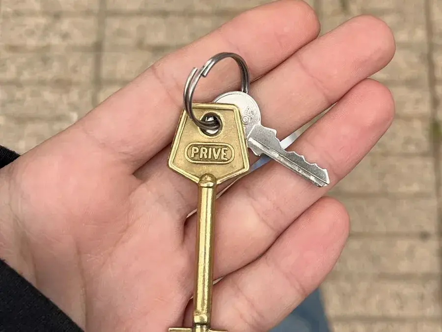 Llave encontraba en Riobamba y 11 de Septiembre