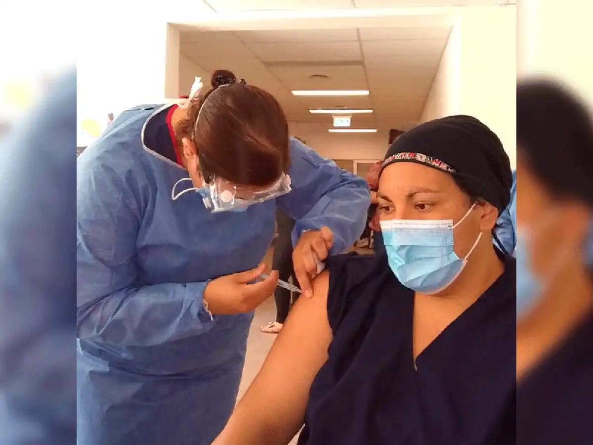 “Mi esposo murió de covid, al vacunarme pensé en él”  