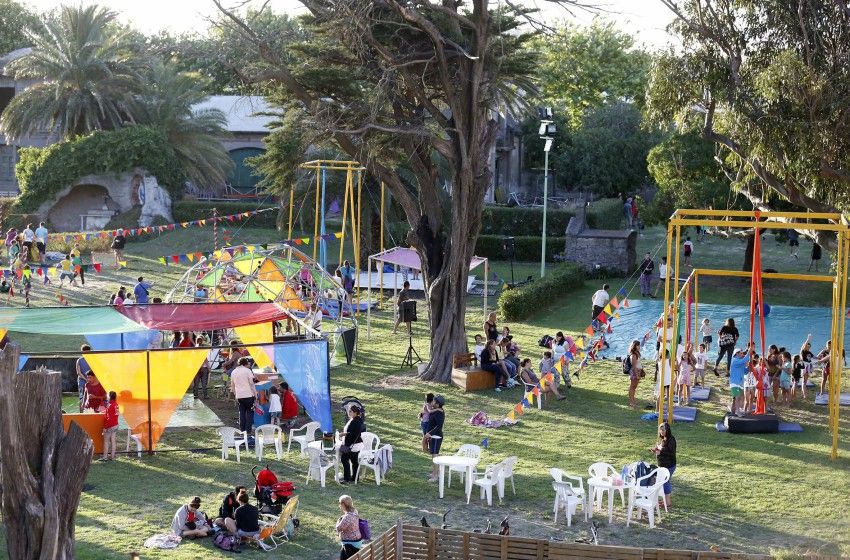 Ya se permiten los eventos culturales al aire libre con hasta 100 personas en la provincia