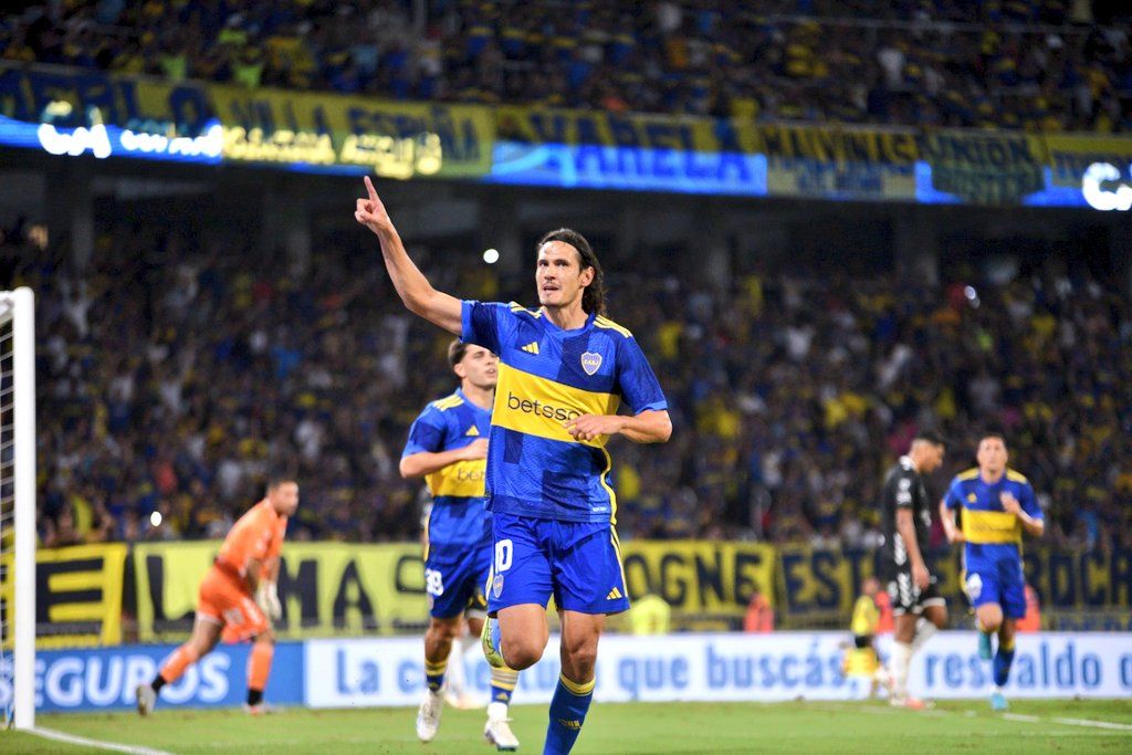 Cavani sigue de racha