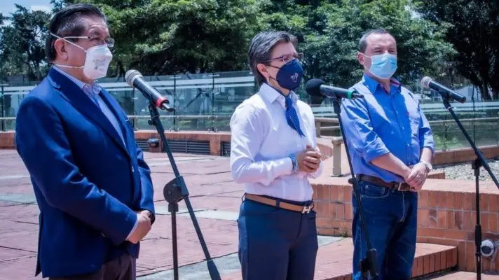 Hospitales COLAPSADOS por COVID-19 y heridos de protestas: suspenden celebración del Día de La Madre en Bogotá