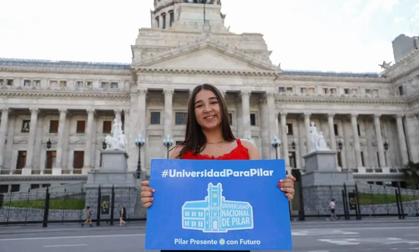 Universidad de Pilar: estudiantes prometen "no bajar los brazos" hasta que se apruebe