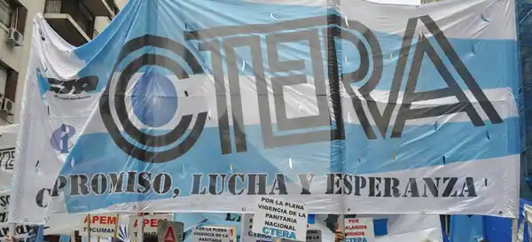 Una hora más de clases en primarias: Contundente rechazo de Ctera a la iniciativa del Gobierno