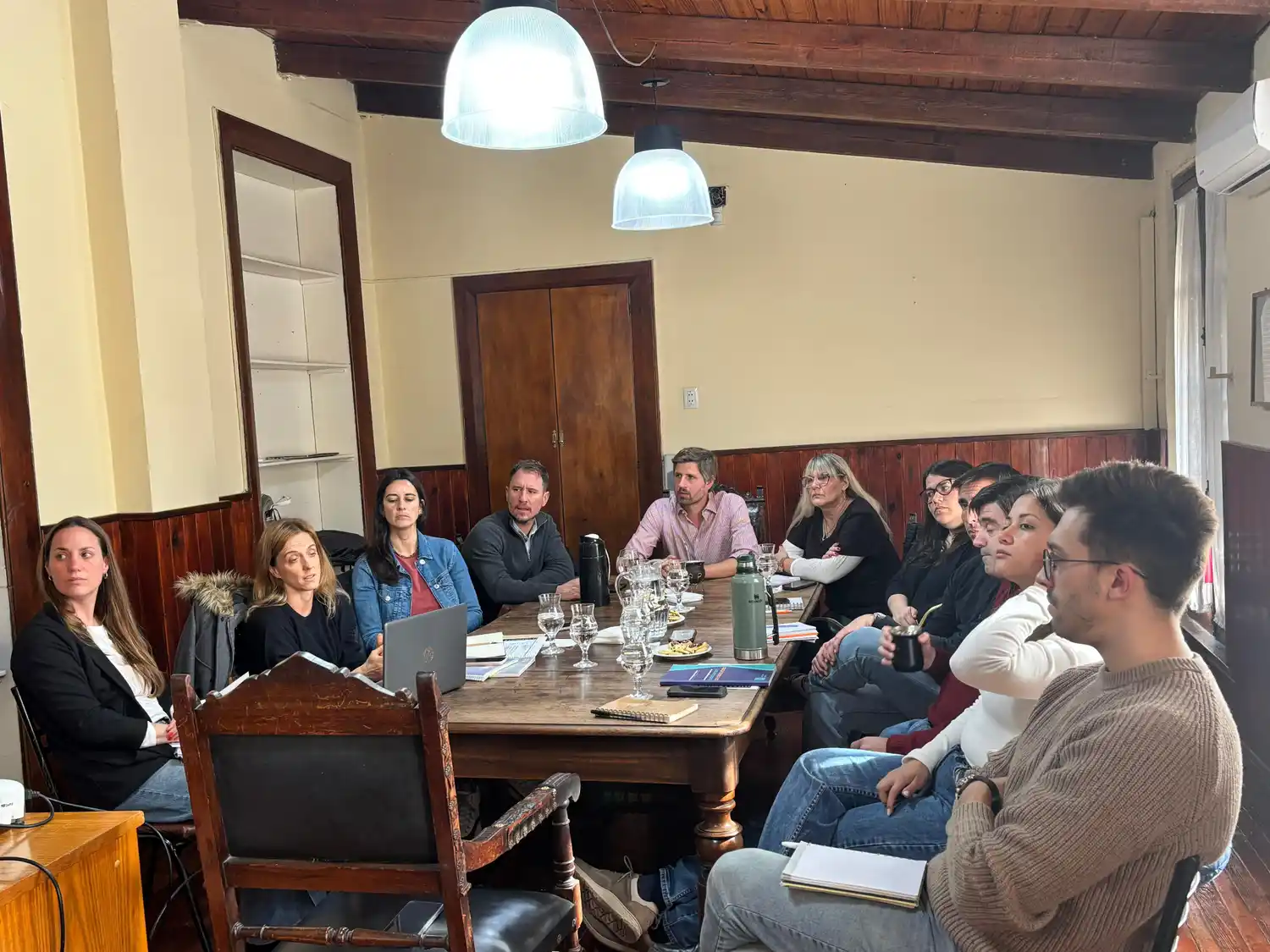 La exposición se llevó adelante en la sala de reuniones.