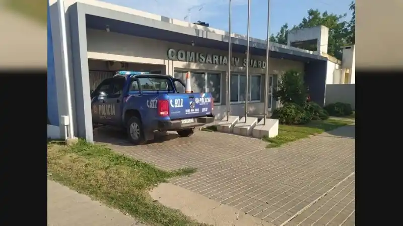 Suardi: robaron 800 mil pesos desde una camioneta estacionada en un garaje