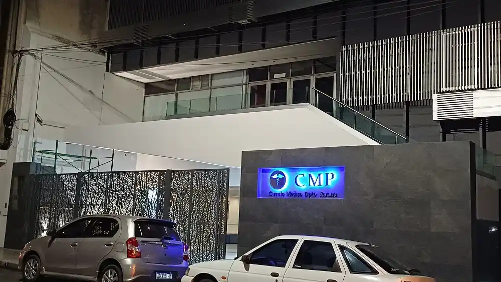 Negociaciones entre FEMER y OSER: continúa la atención mientras persisten diferencias