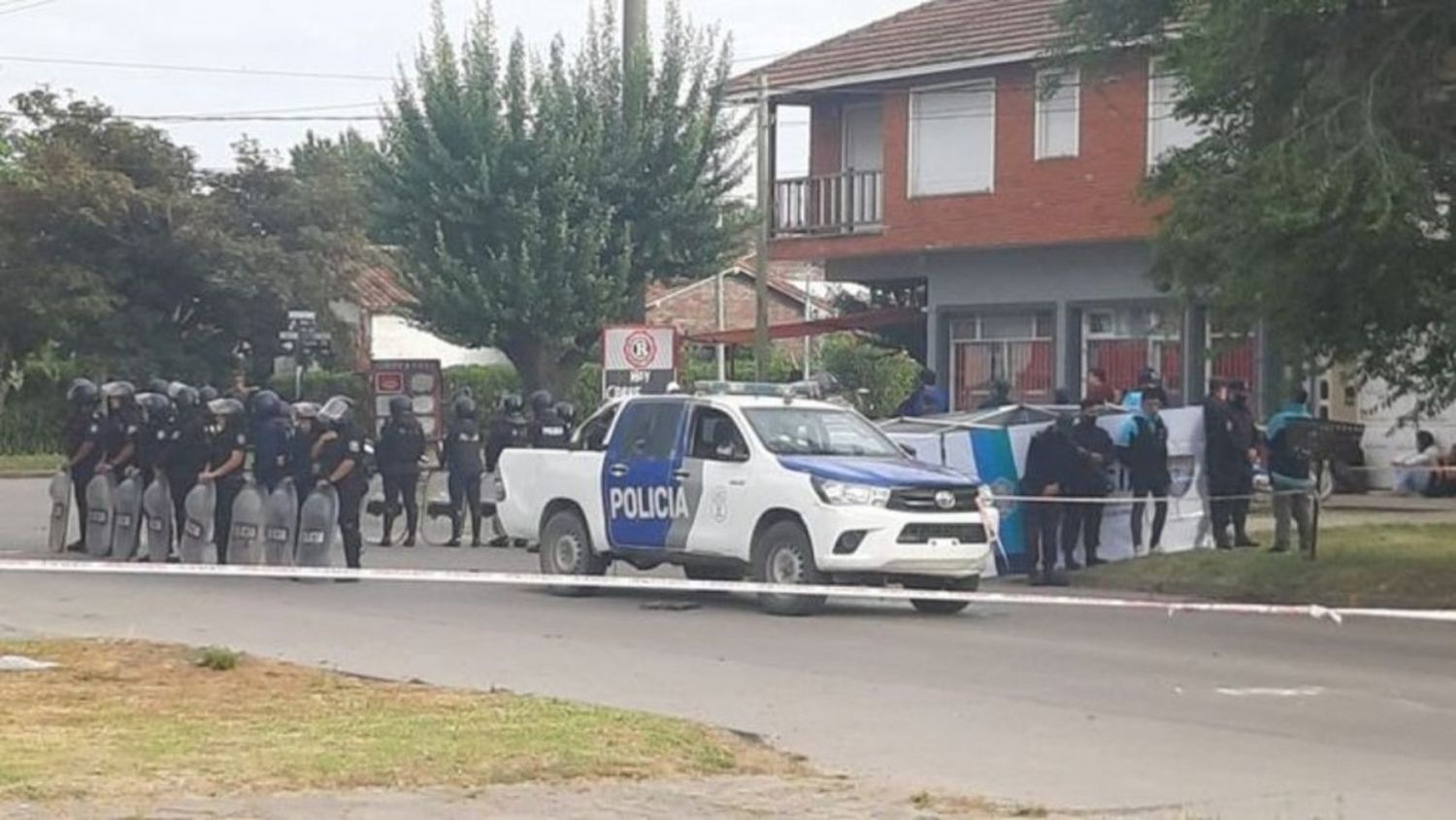 Incidentes por la muerte de un joven a manos de un policía en Miramar