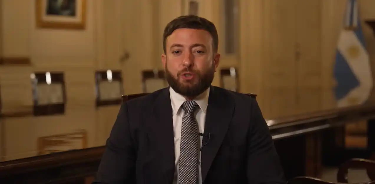Laje, protagonista del video del Gobierno de Milei por la "memoria completa".