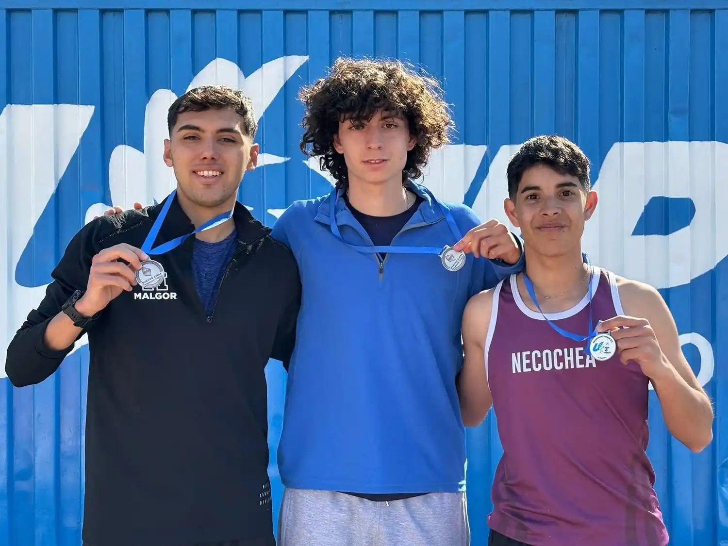 Valentino Rodríguez (a la derecha). Tercer puesto en el Provincial U23