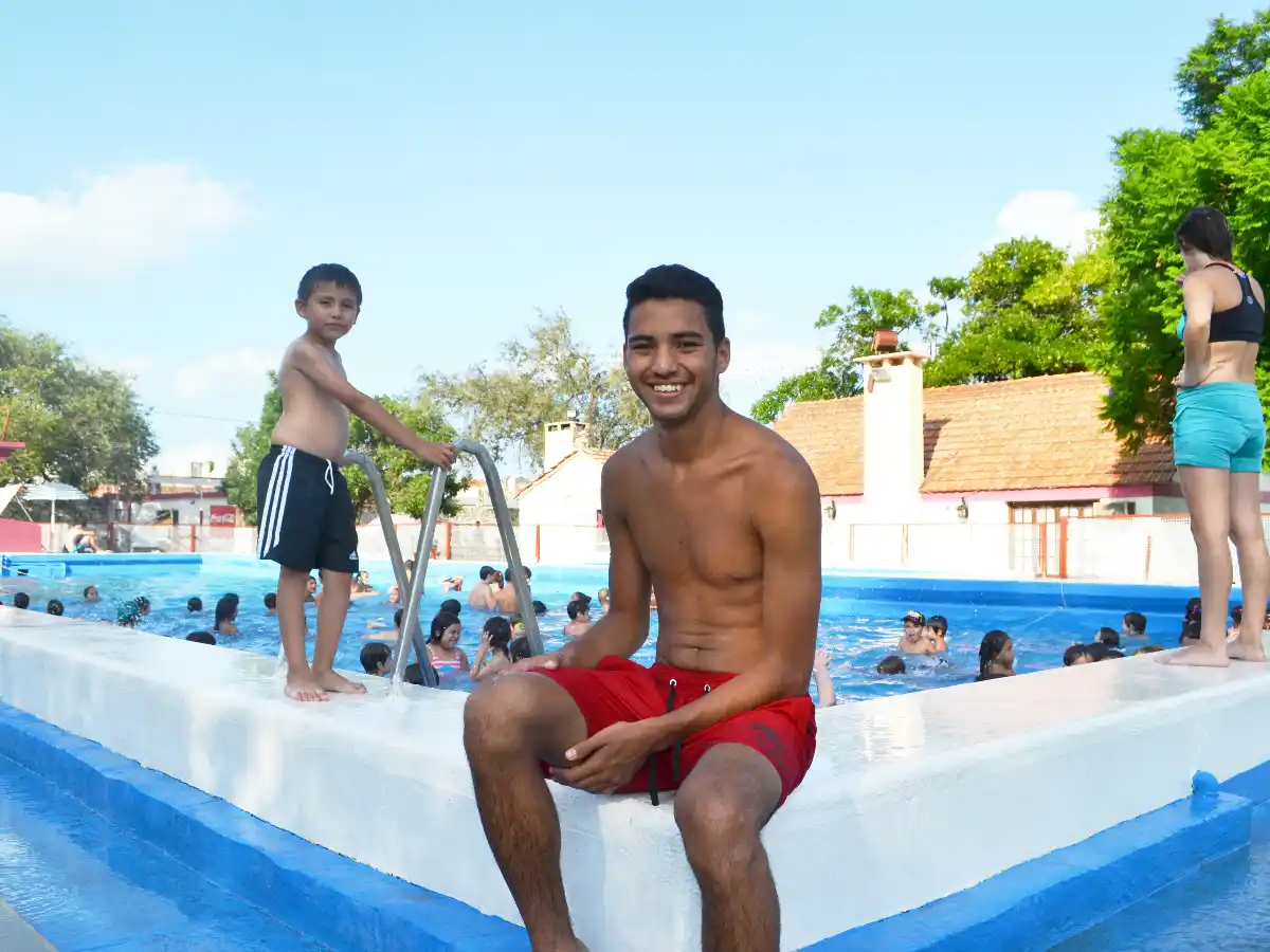 Trabajos de verano: la oportunidad  de los jóvenes de ahorrar para cumplir un  sueño  