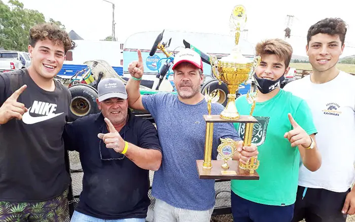 Al momento del festejo en los podios hubo necochenses destacados en Tandil