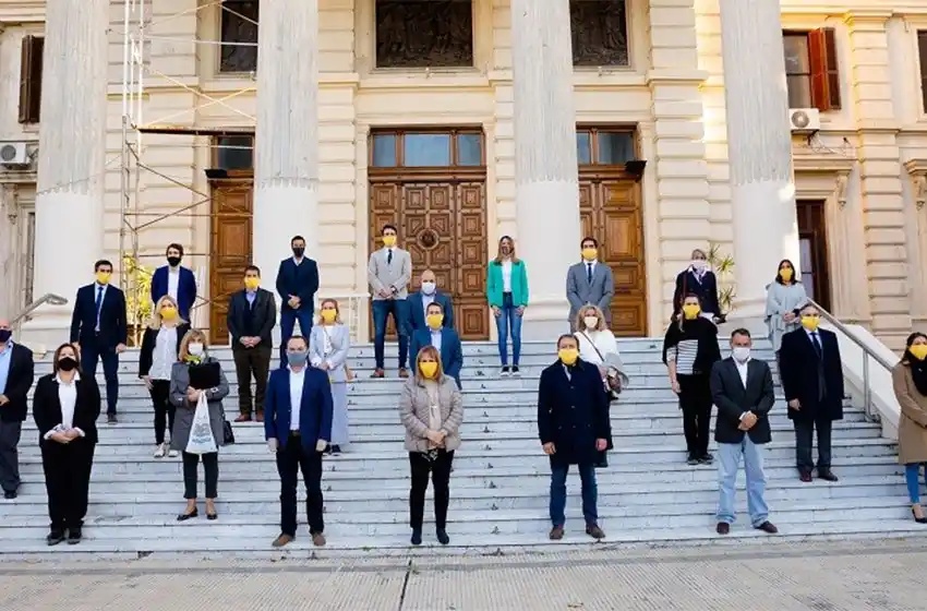Senadores de Juntos por el Cambio: “Las escuelas privadas son públicas”
