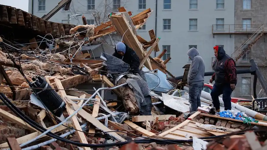 Estodos Unidos: más de 80 muertos por tornados en cinco estados