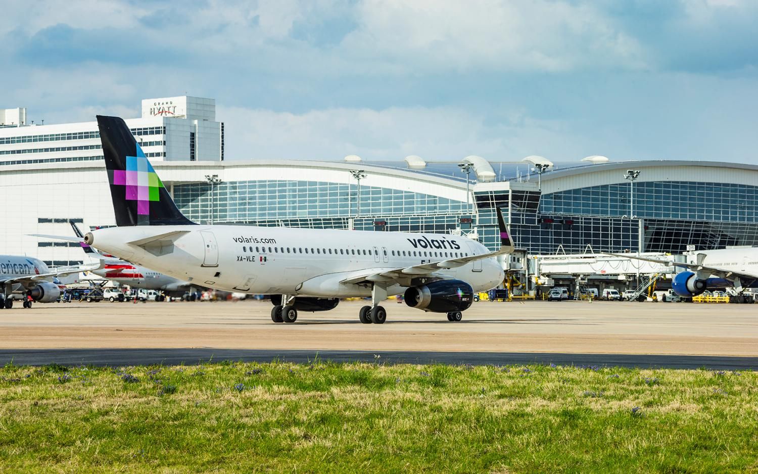 Volaris logra ganancia de 6 millones de dólares en el tercer trimestre pese a caída de ingresos