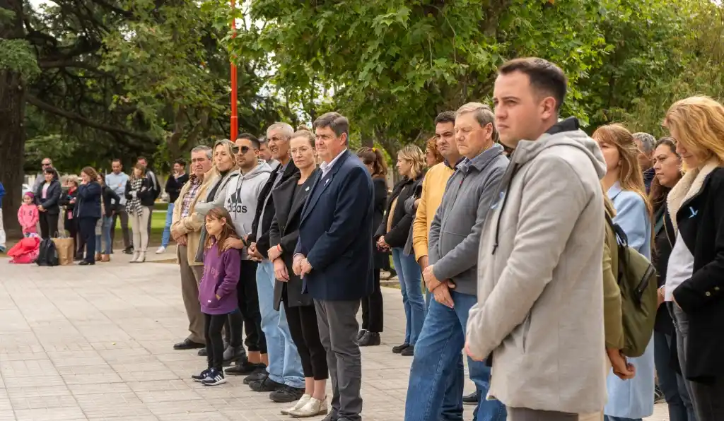 Acto en San Cayetano: “Una causa que nos duele como patria”