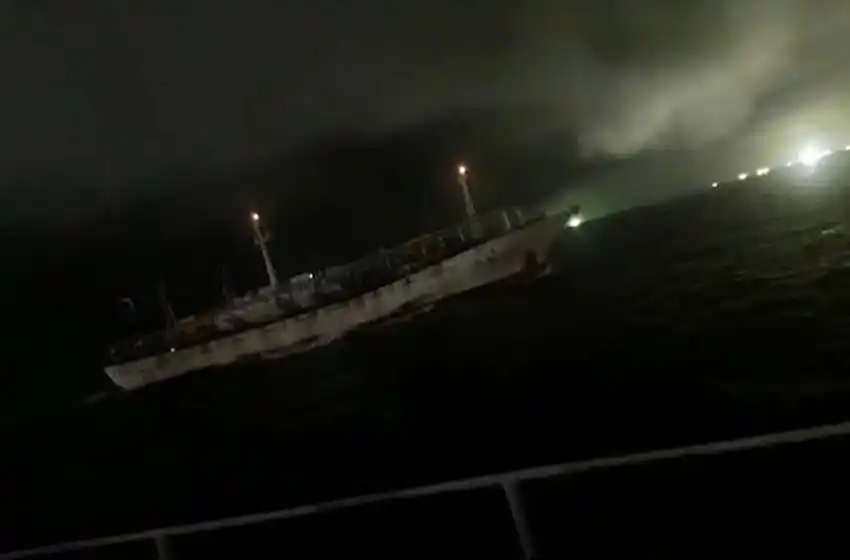 Gran operativo de Prefectura para detener a pesquero ilegal chino