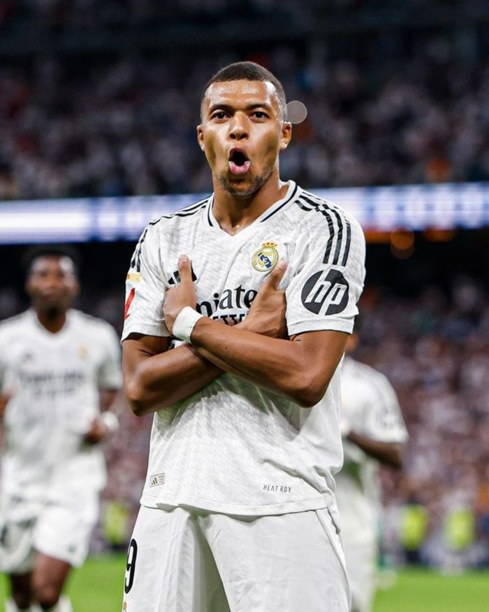 Kylian Mbappé y su festejo típico de gol