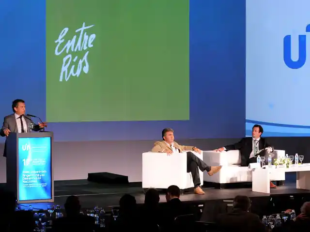 “Yo no me quiero parecer mucho a Estados Unidos”, dijo Urribarri ante empresarios 